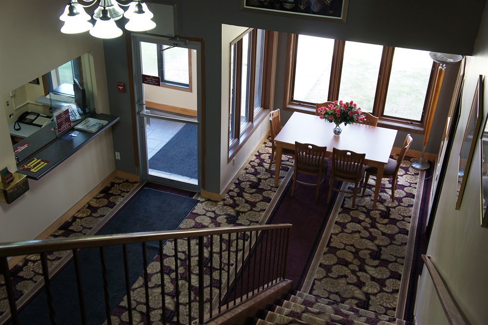 Coratel Inn And Suites Maple Grove Eksteriør bilde