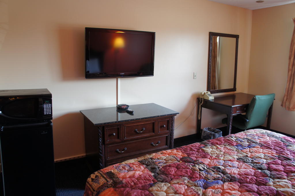 Coratel Inn And Suites Maple Grove Eksteriør bilde
